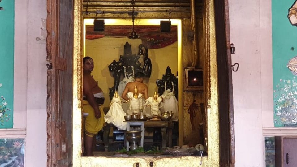 Ram Navami festival celebrated in Ranganath temple vrindavan mathura