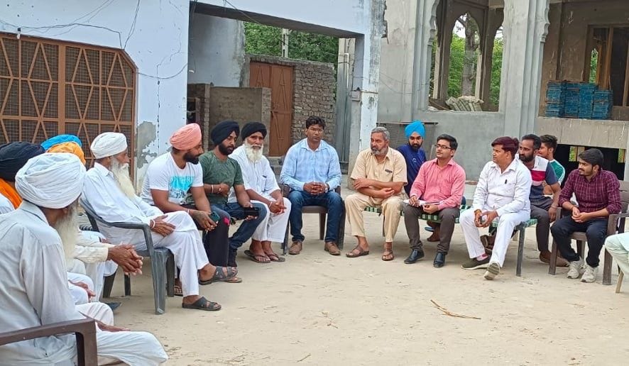Agriculture department appealed to sell wheat by putting a chaupal