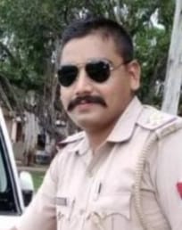 After molesting in Pilibhit, acid was thrown at the parents for not compromising