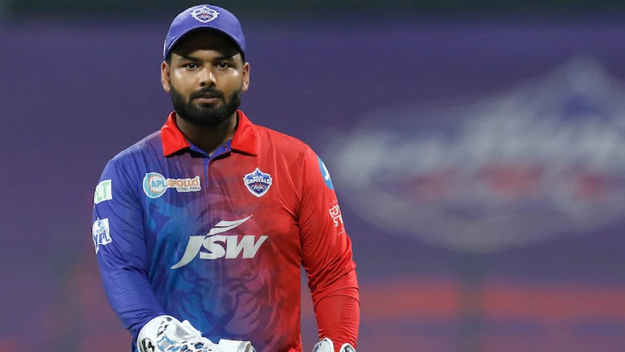 IPL 2022 Former coach Ravi Shastri advice to Delhi Capitals captain Rishabh Pant bat like Andre Russell