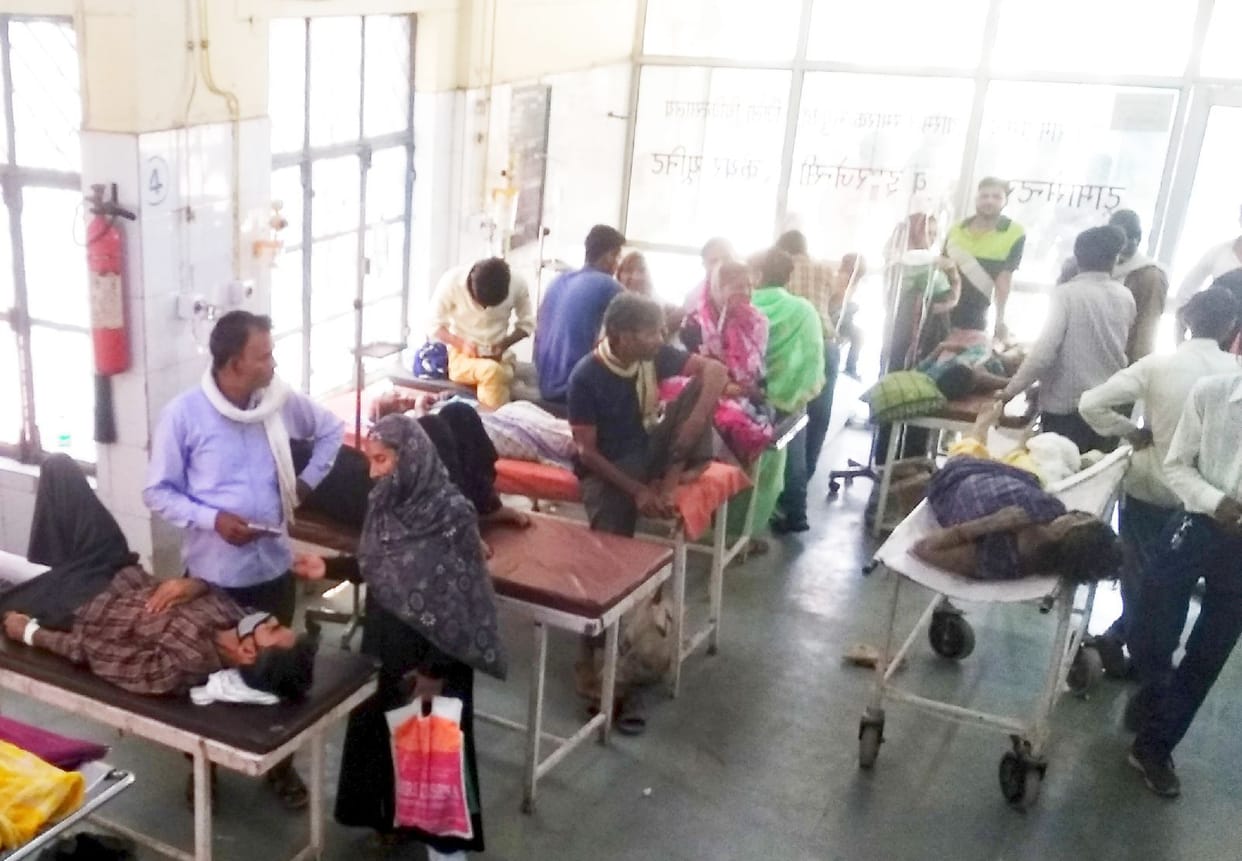 Vomiting, diarrhea and fever patients increased, 360 patients admitted in 330 bed hospital