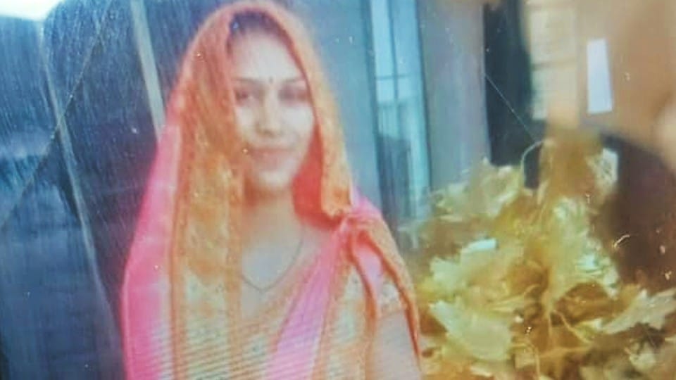 Woman dies under suspicious circumstances in agra