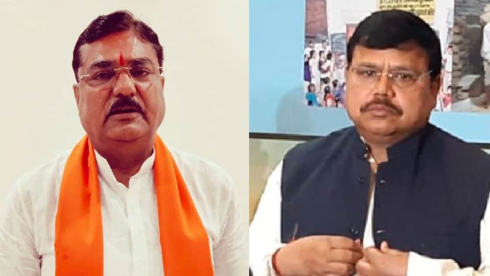 बिजली कटौती पर प्रदेश के दो मंत्रियों के बीच हुई बात वायरल हो रही है।