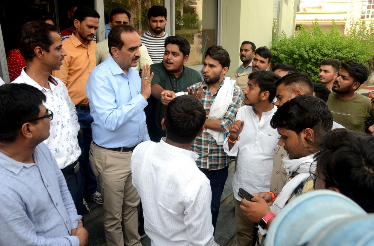 IIMT: Student beaten up for protesting asking for money for copying