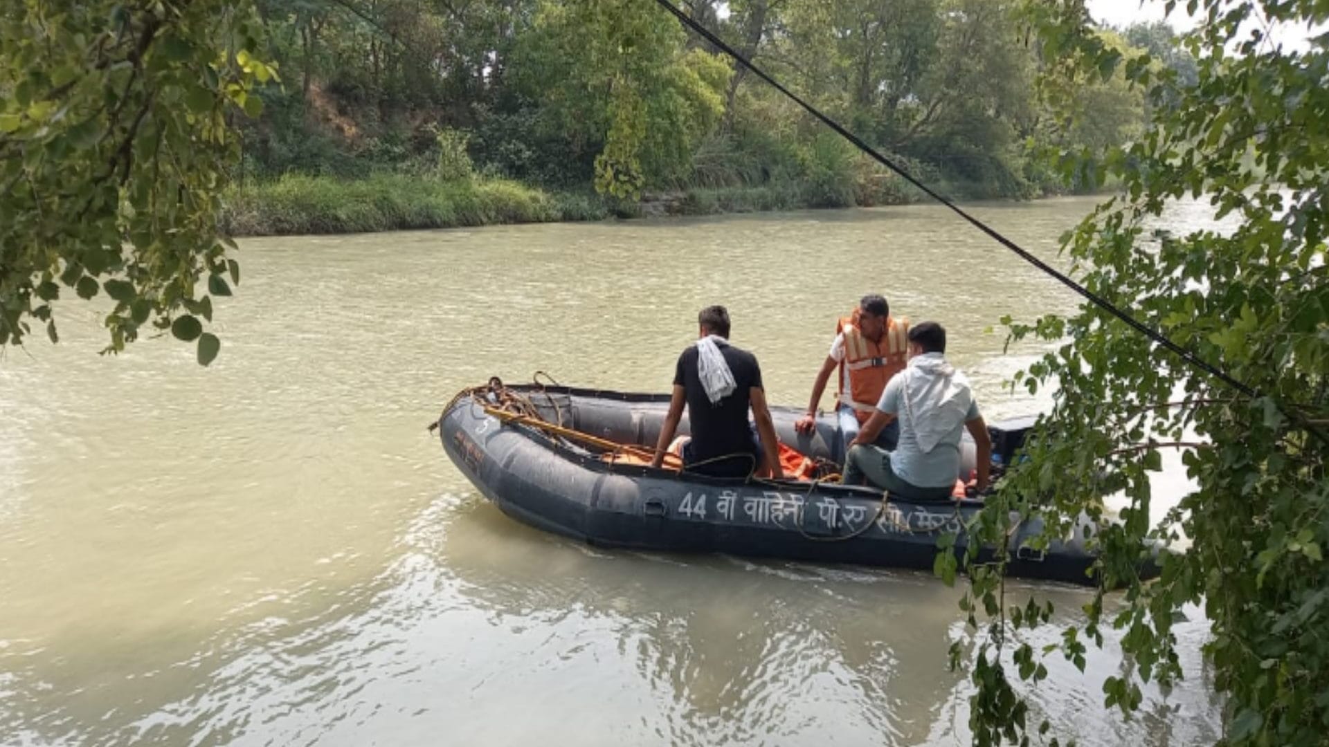 Muzaffarnagar News: BSC girl student drowned into the river due to slip