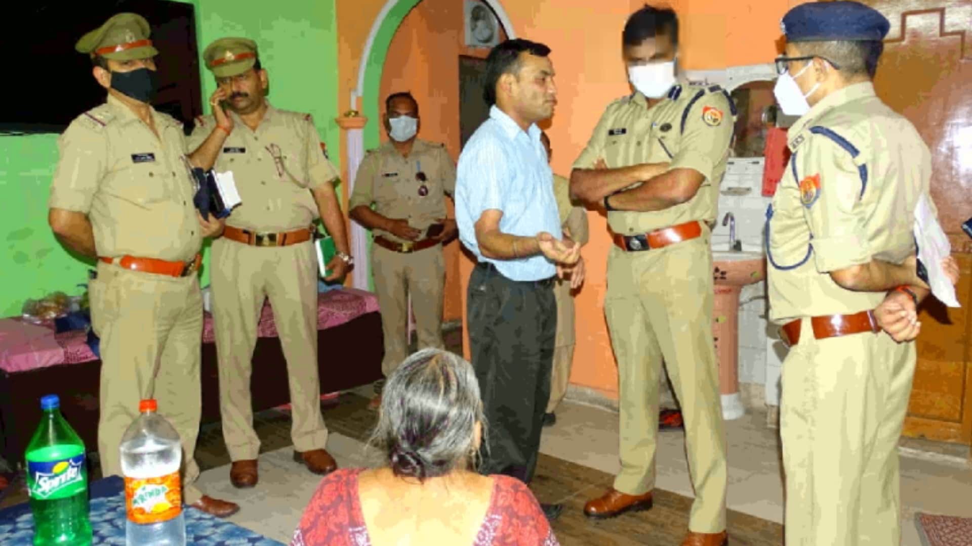 Ghaziabad woman murder in dlf colony police reveals deceased diary open many secrets of husband girlfriend