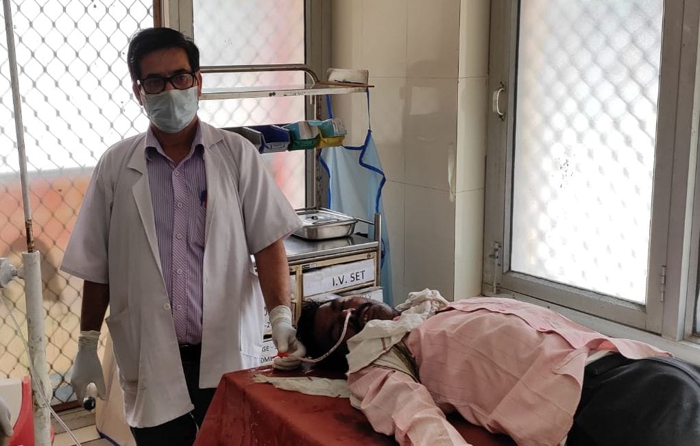 Tractor did not leave even with money, farmer reached to complain to SP after consuming poison