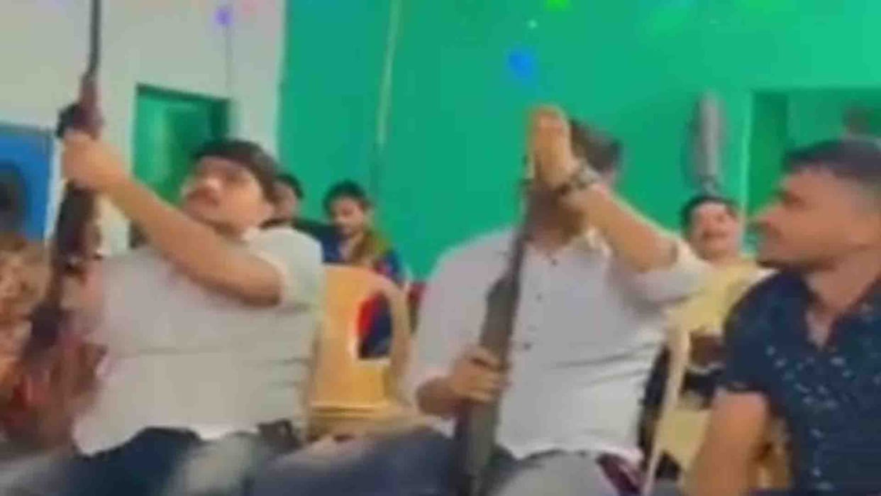 Auraiya: Harsh firing video goes viral