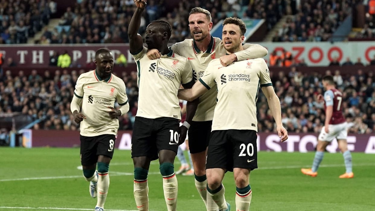 English Premier League Liverpool equal point with Manchester City after 2-1 win over Aston Villa Sadio Mane joel matip goal