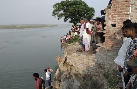 Two youths drowned in Sharda river, body of one found