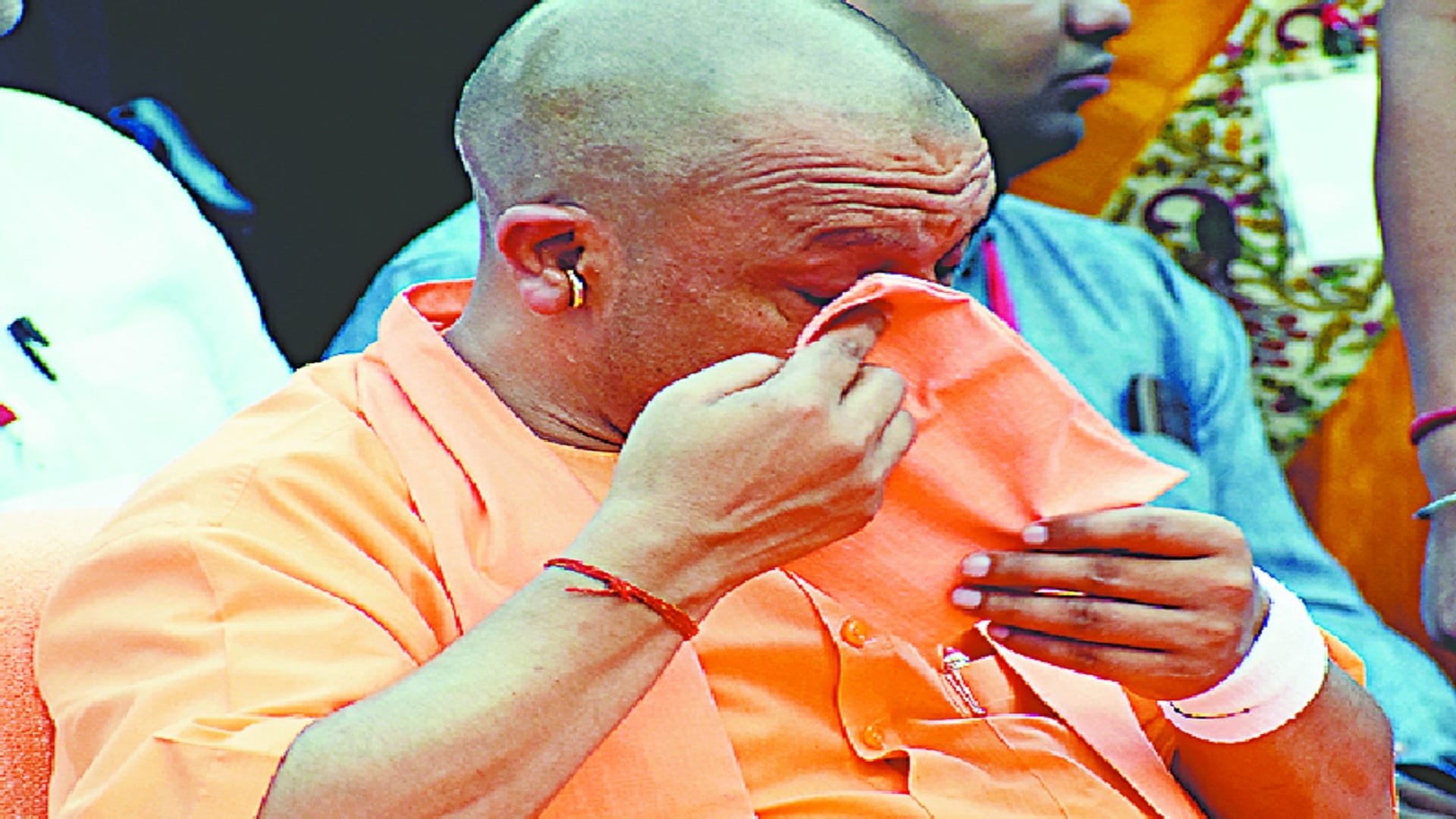 Meerut News: Chief Minister Yogi Adityanath became emotional after seeing bravery of martyrs see photos