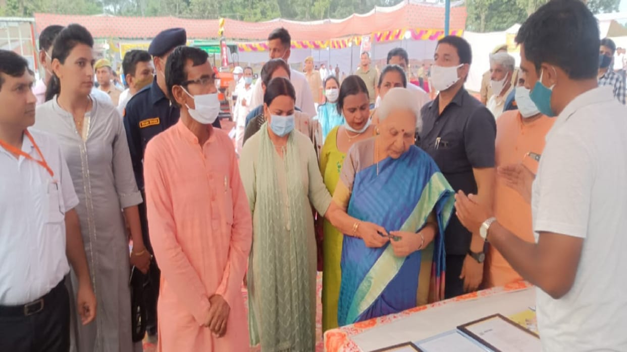 UP News: Governor Anandiben Patel reached Muzaffarnagar after Bijnor