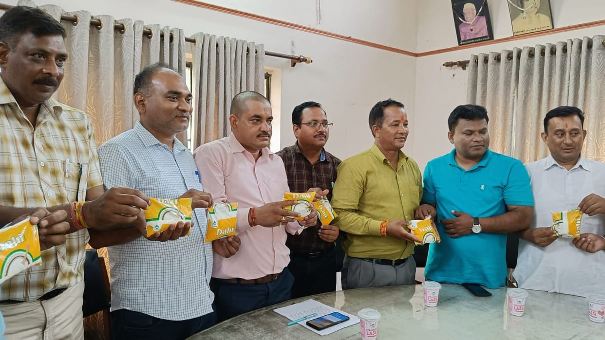 Demand from CM to give 50 percent subsidy in straw