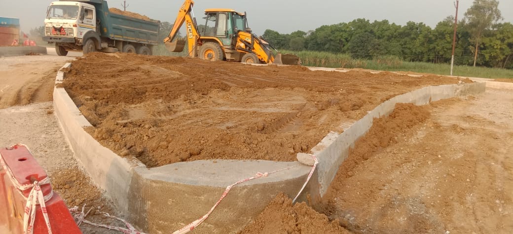 Construction of cross junction on Saharanpur road completed