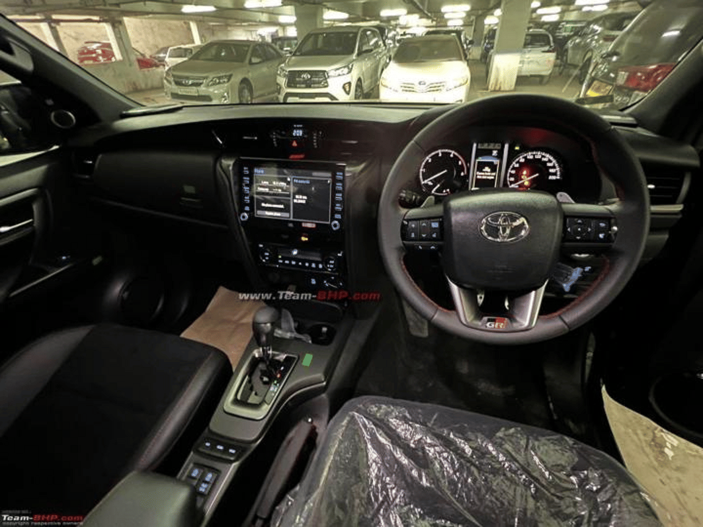 New Jeep Meridian Vs Toyota Fortuner Prices features specs comparison