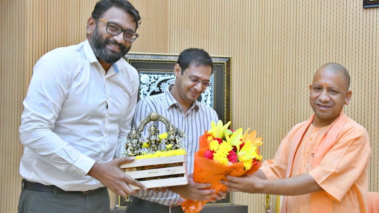 CM Yogi Adityanath appeals to people to use KOO app.