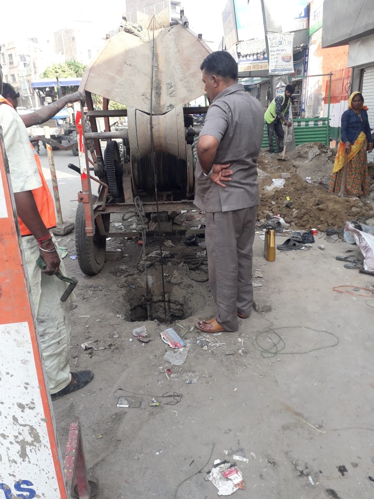sewer line will be cleaned with 20 lakh rupees before rainy season