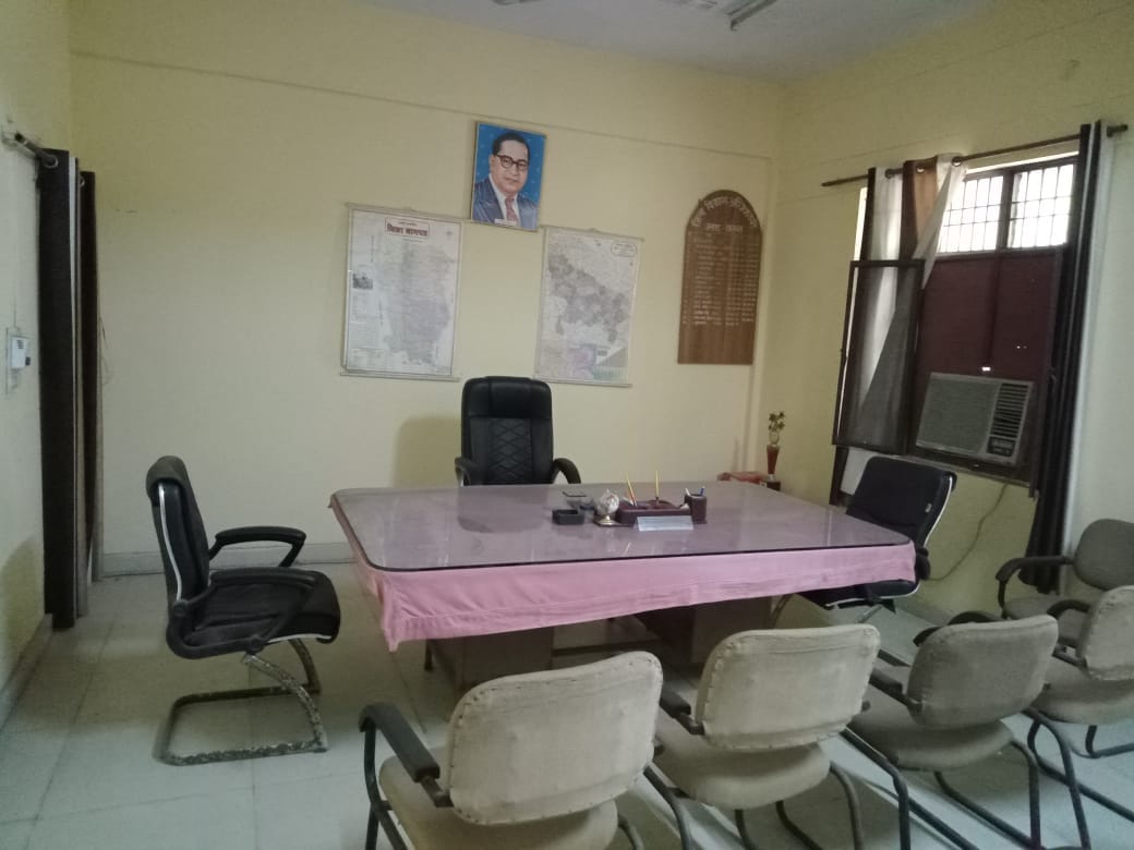 11 departments of Vikas Bhawan running on each other