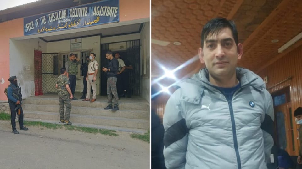 militants shot at a kashmiri pandit employee in tehsildar office in budgam district