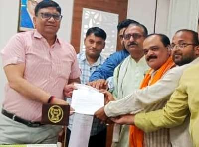 Demand to give transfer authority of secretary to BDO at block level