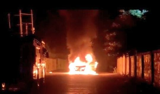 Car caught fire, chaos ensued