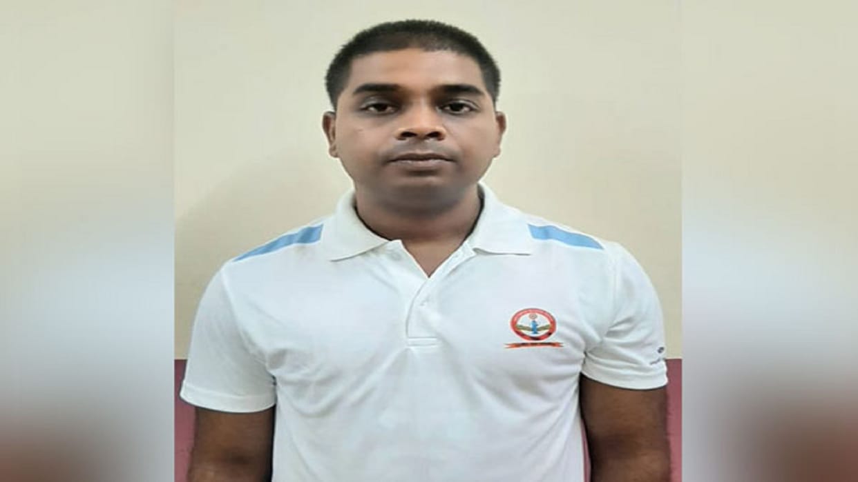 Crime Branch of Delhi Police has arrested an Indian Air Force jawan on charges of espionage.