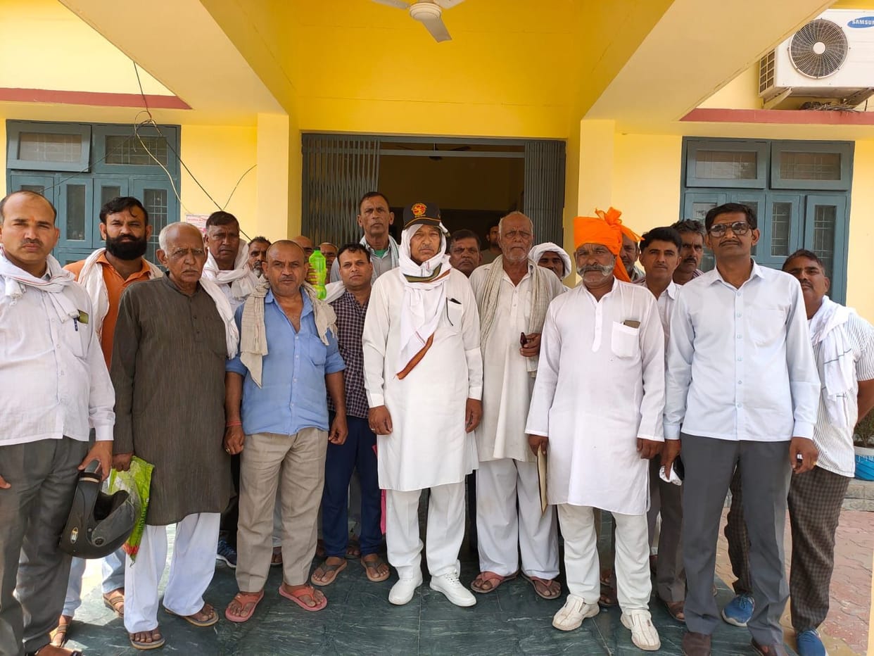 Villagers protest for drinking water