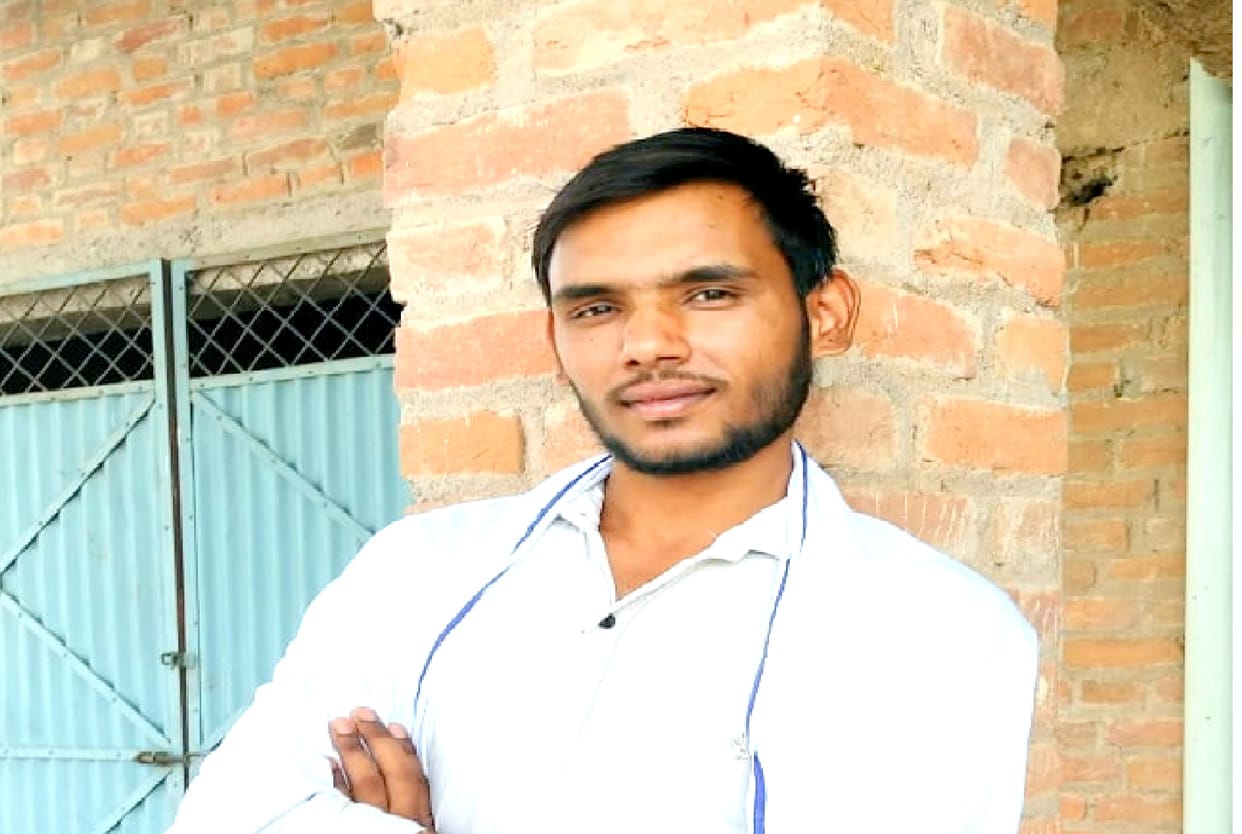 Bike-riding student dies, two others injured due to truck collision in Hamirpur