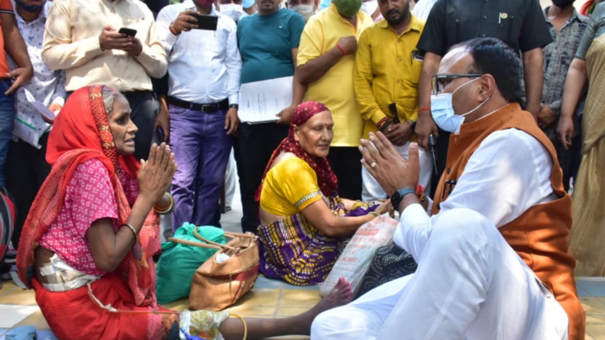 Deputy Chief Minister inspected: Drugs worth about two lakhs expired in Lohia Institute, Brajesh Pathak handed over investigation to Special Secretary