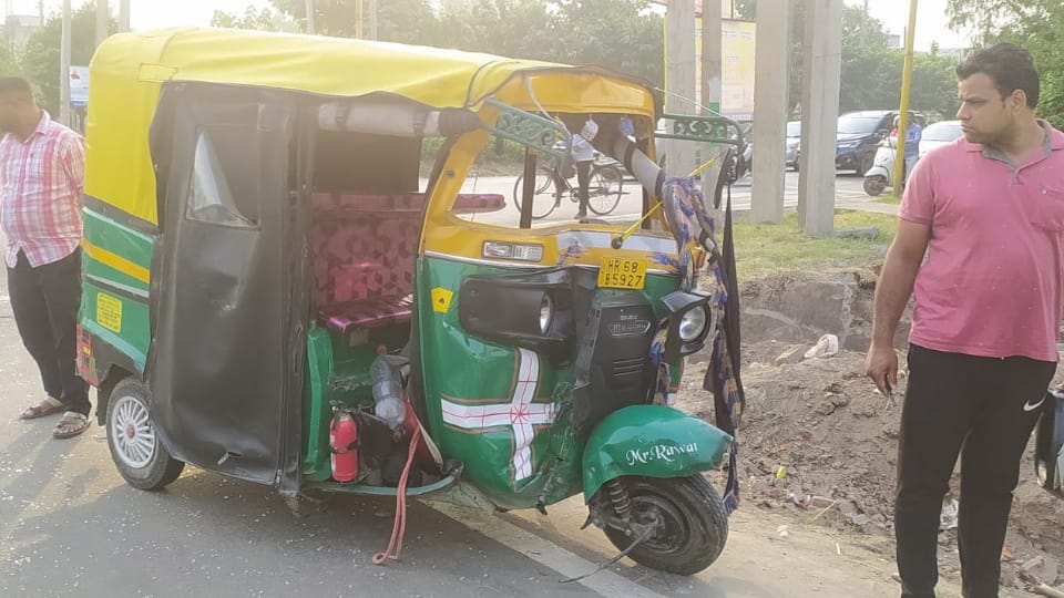 School bus collided with auto in panchkula