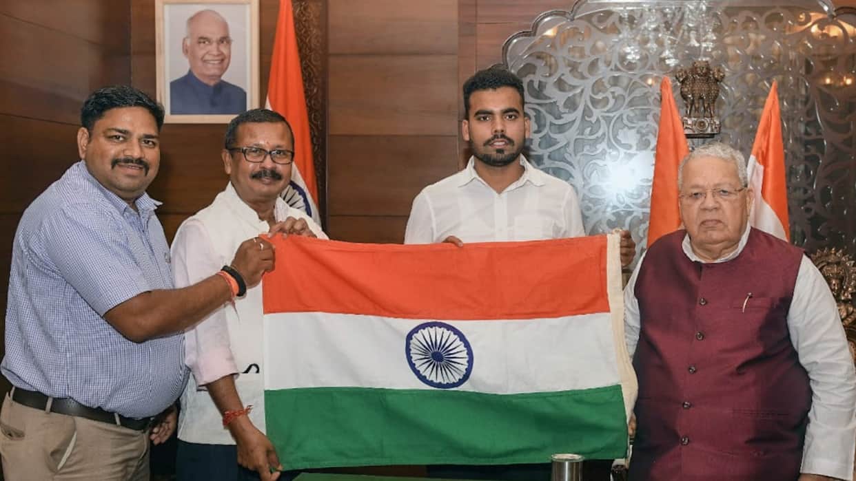 Nitish singh of Gorakhpur will hoist tricolor on Mount Kosciuszko