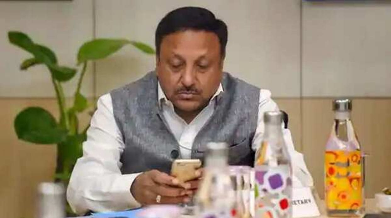 Rajiv Kumar appointed as the Chief Election Commissioner with effect from 15th May to replace Sushil Chandra news in hindi