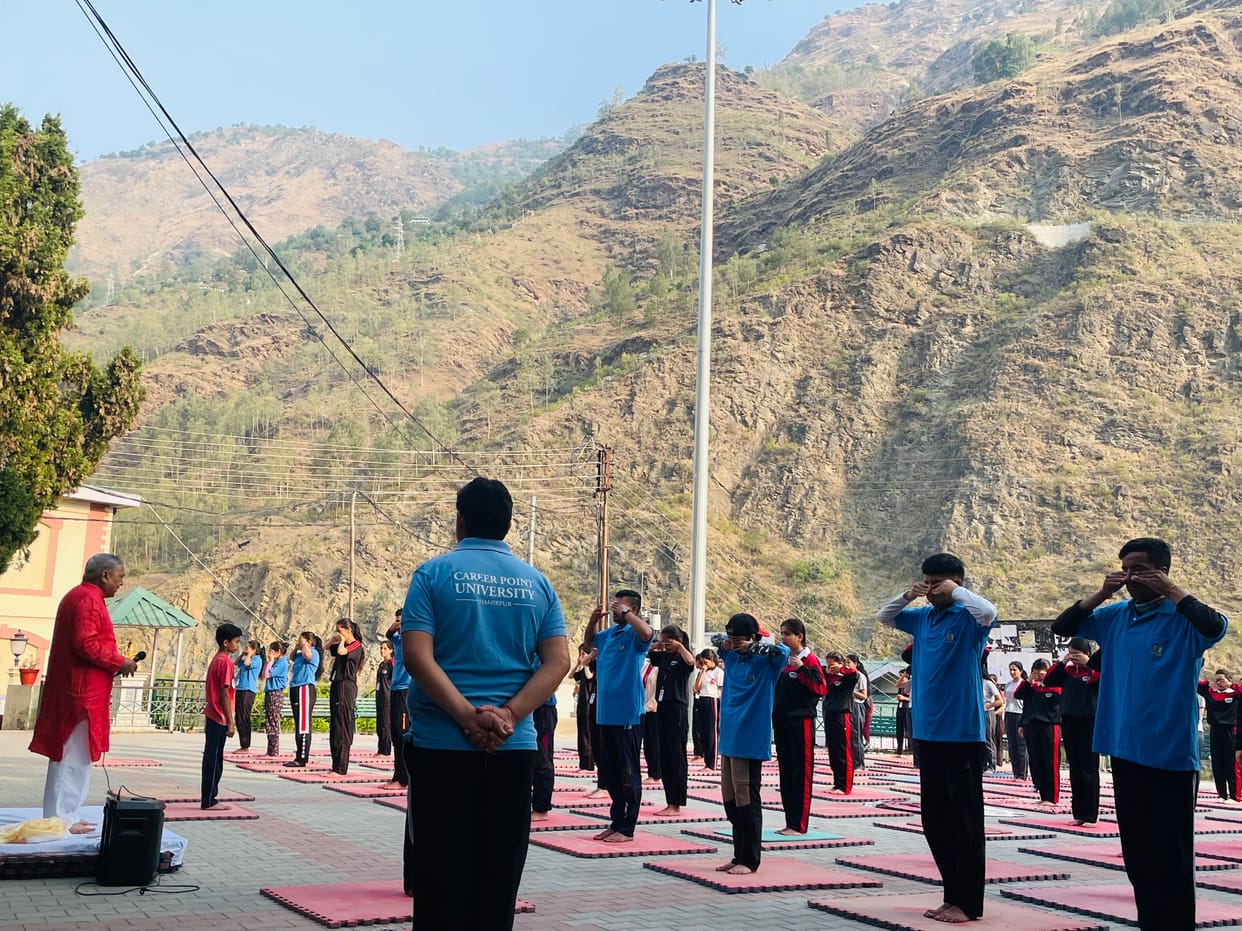 student leart yoga tips in pg college rampur