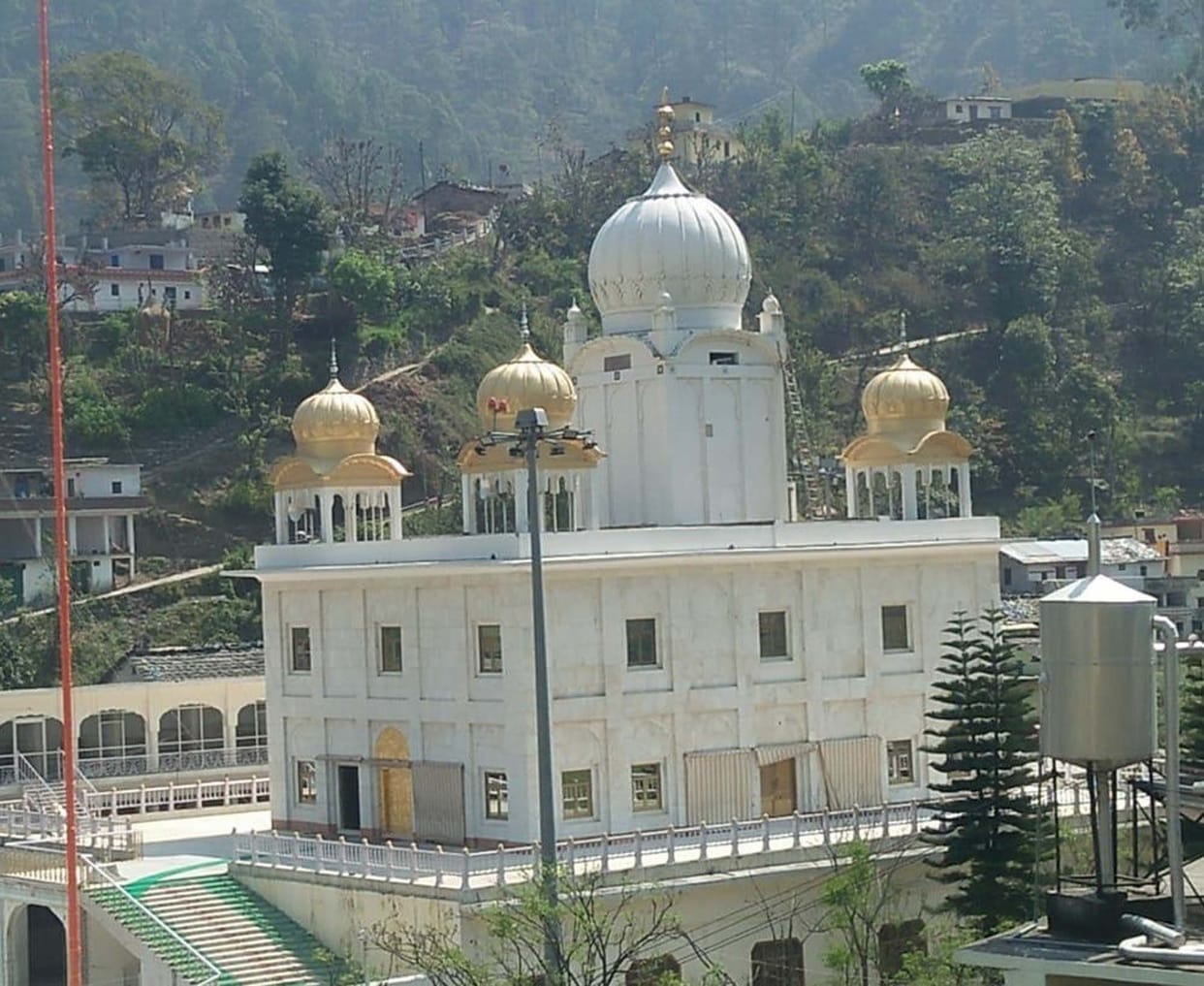 People face problems due to lack of  facilities.