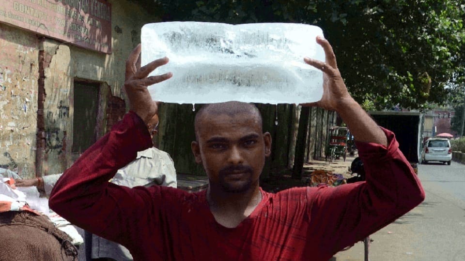 delhi will have severe heat for three days and heat wave yellow alert issued for two days from friday