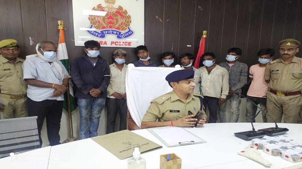 nine miscreants arrested for one crore theft case in agra