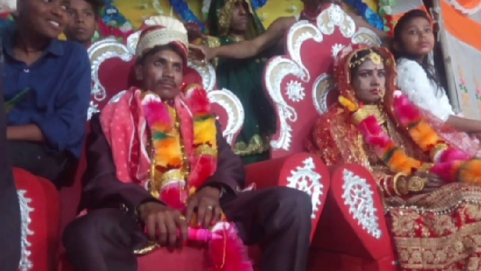 Satna: The bride and groom clashed over the matter of molestation, uncle injured, angry bride refused to marry, baraat returned