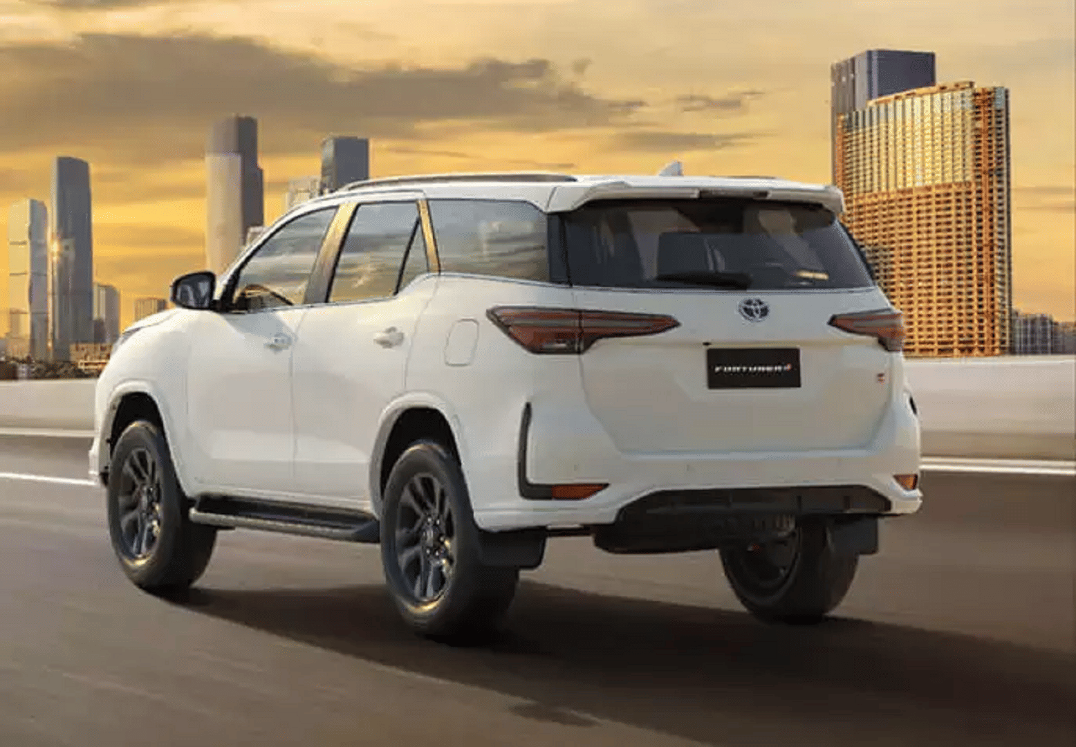 New Jeep Meridian Vs Toyota Fortuner Prices features specs comparison
