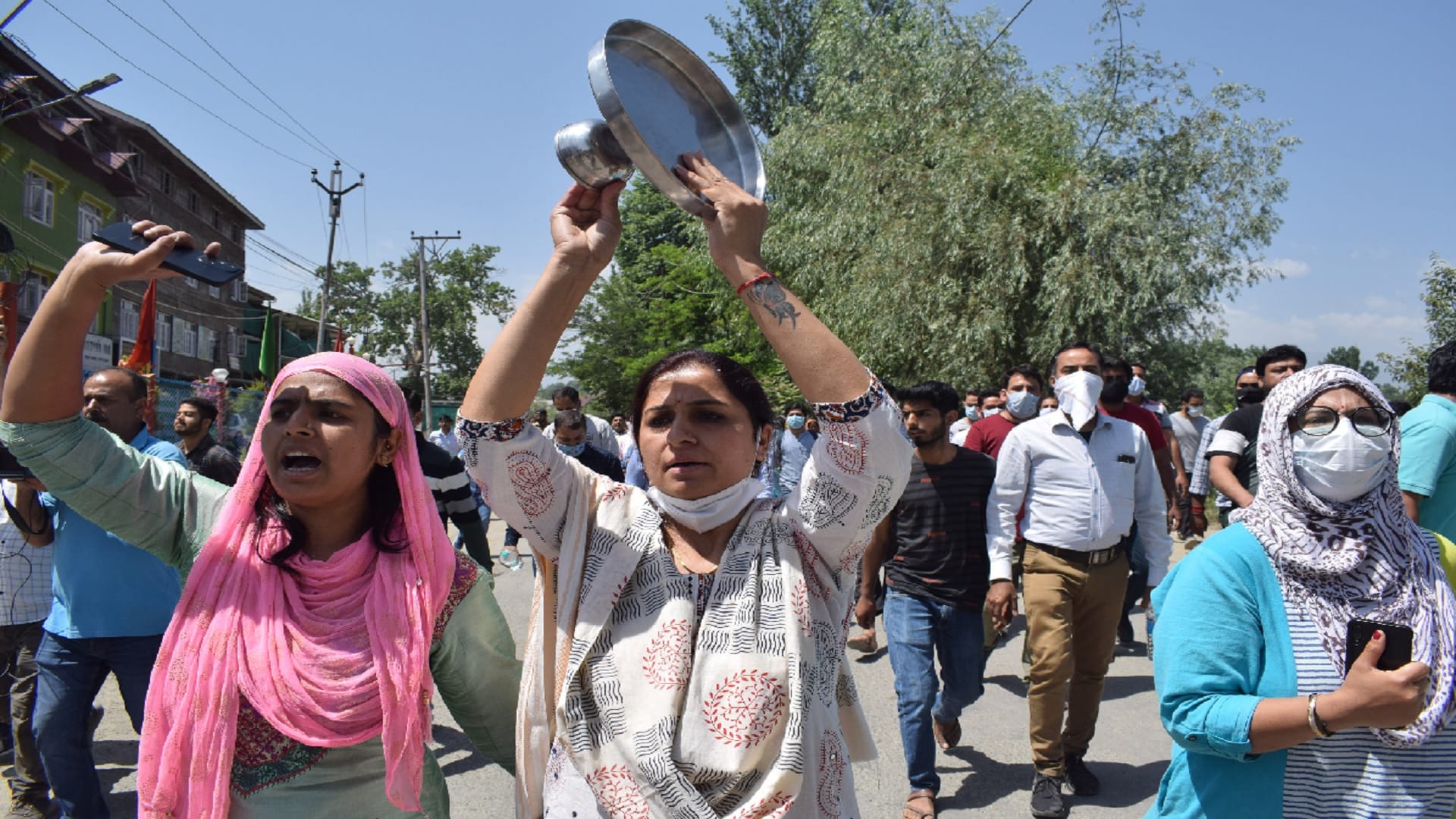 Target Killing Rahul Bhatt: Lathicharge on Kashmiri Pandits in the Valley