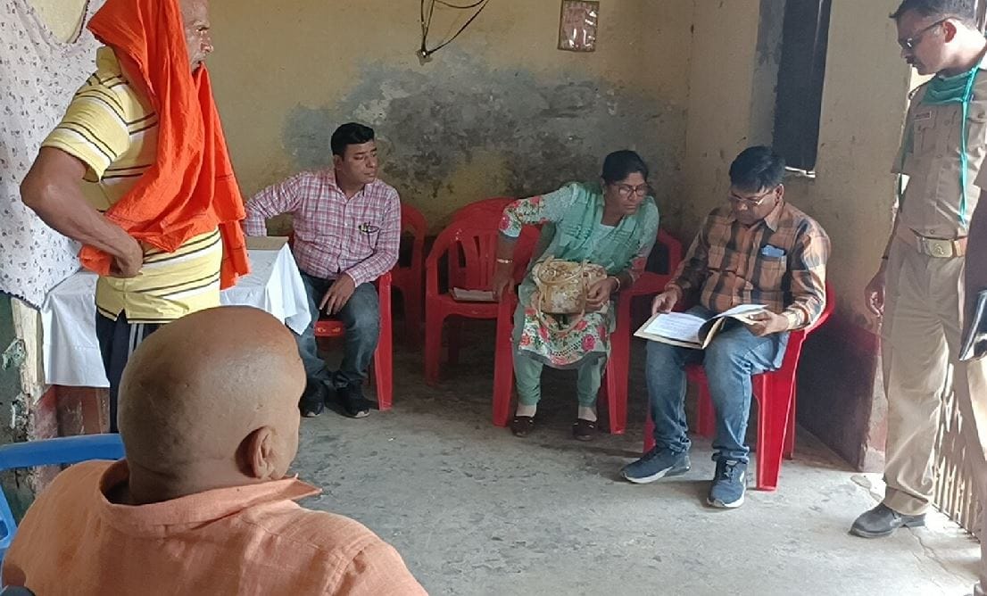 CBCID arrived to investigate death of girl during Chandauli police raid father of deceased cooperate