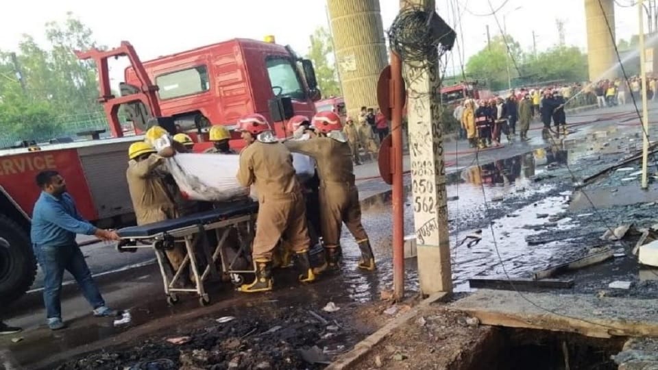 Delhi Mundka Fire 27 people died in Mundka fire so far see photos