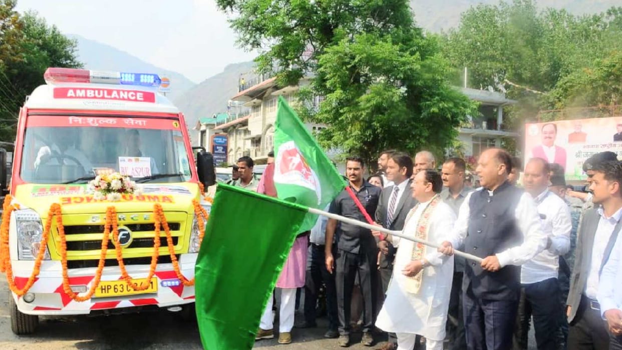 Emergency service: JP Nadda and CM Jairam flagged off 50 new ambulances
