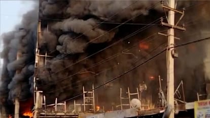 Delhi Fire Breaks Out In Building Near Pillar No 544 Mundka Metro Station
