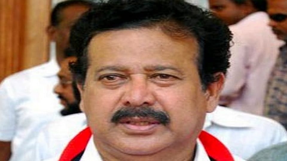 TN minister's jibe at "Hindi will fetch job" claims, points out at pani puri sellers
