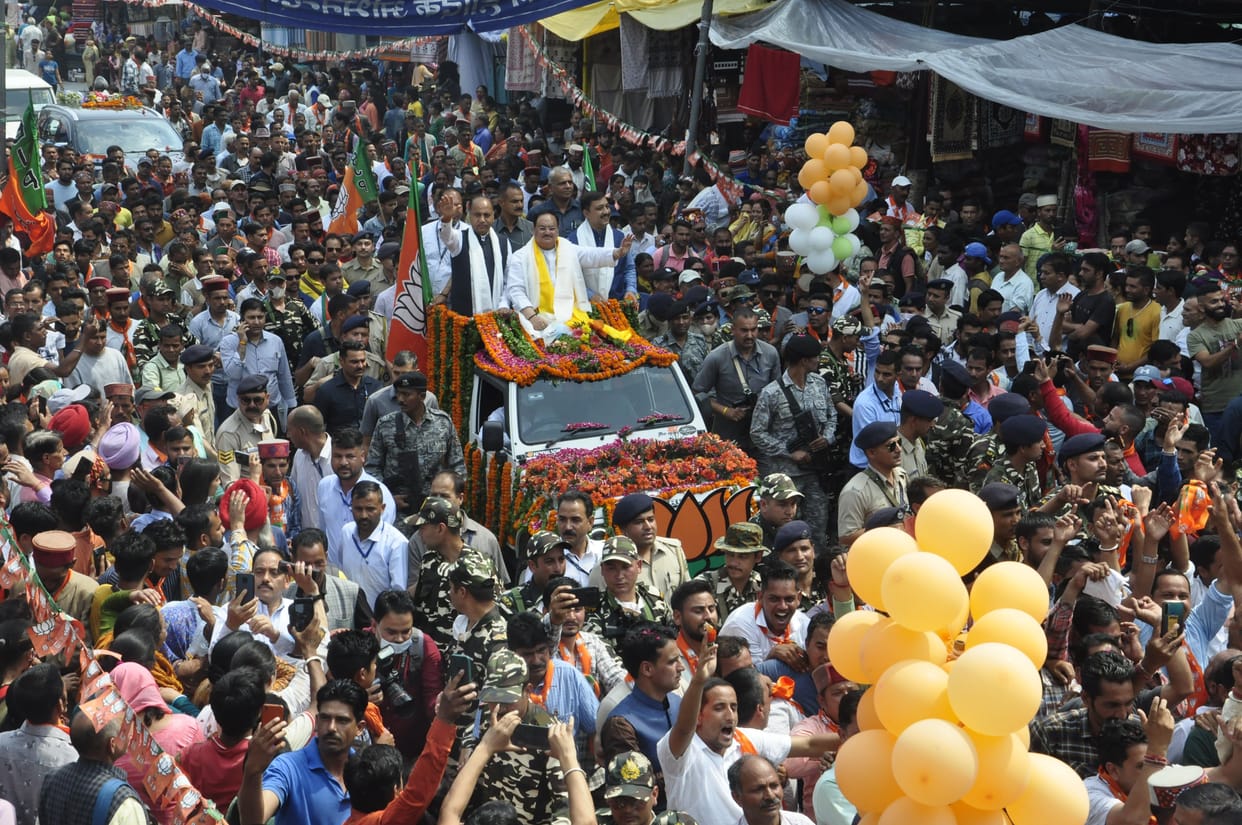 People had reached the chariot ground in the morning