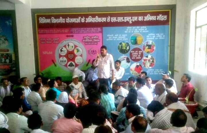 BJP leaders beat panchayat secretary, department employees boycott work