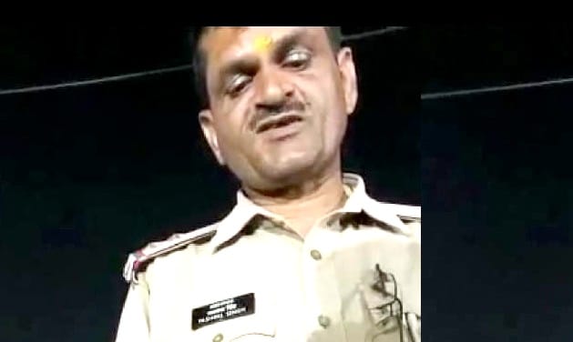 To manage the investigation of the case in Kanpur, the inspector asked for a bribe