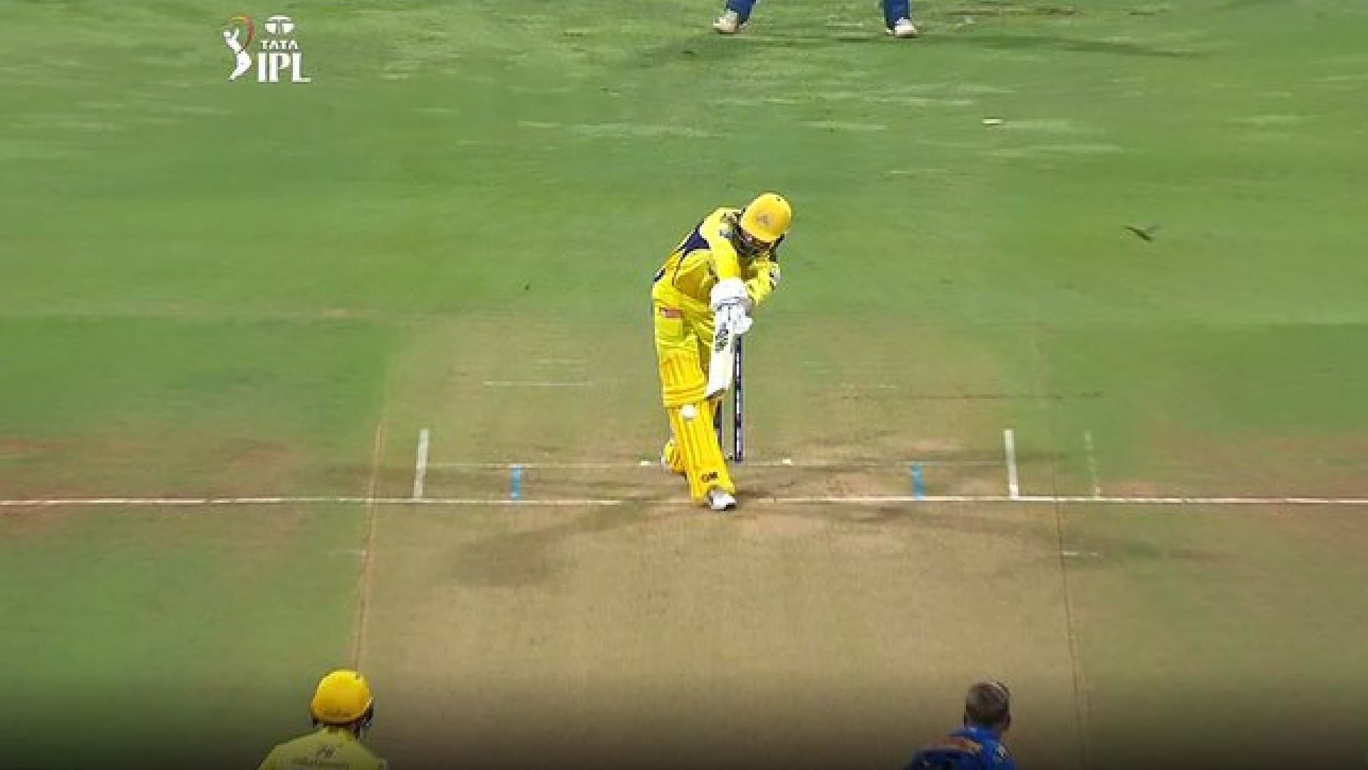 IPL 2022 CSK vs MI Match 59 Highlights in Hindi Shloka Ambani and Akash Ambani
