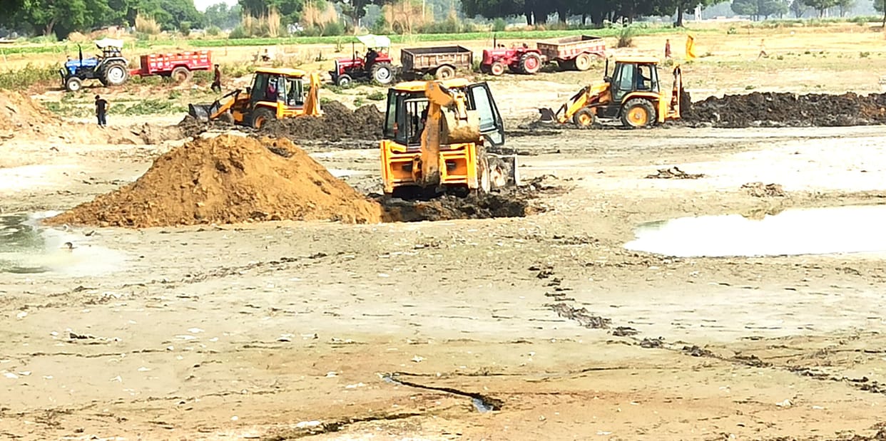 Kanpur Dehat : Development work started in Paraunkh, preparations intensified for possible arrival of President
