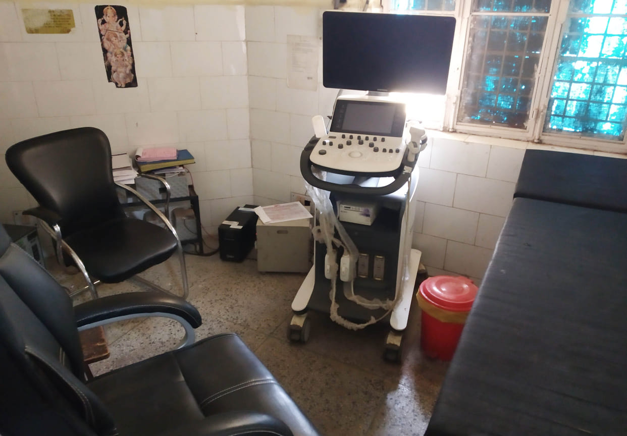 'The doctor has gone to court, there will be no ultrasound today'